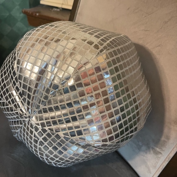Disco ball pillow - Picture 6 of 6